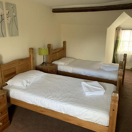The Cromwell Arms Inn Bovey Tracey Exteriér fotografie