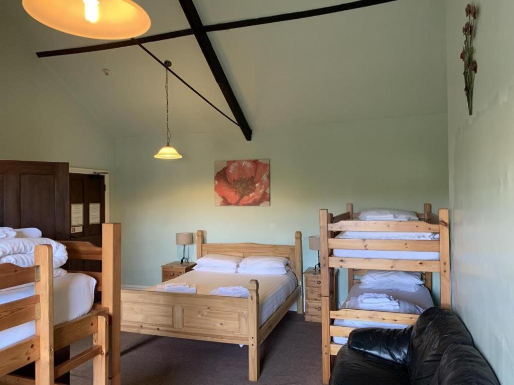The Cromwell Arms Inn Bovey Tracey Exteriér fotografie