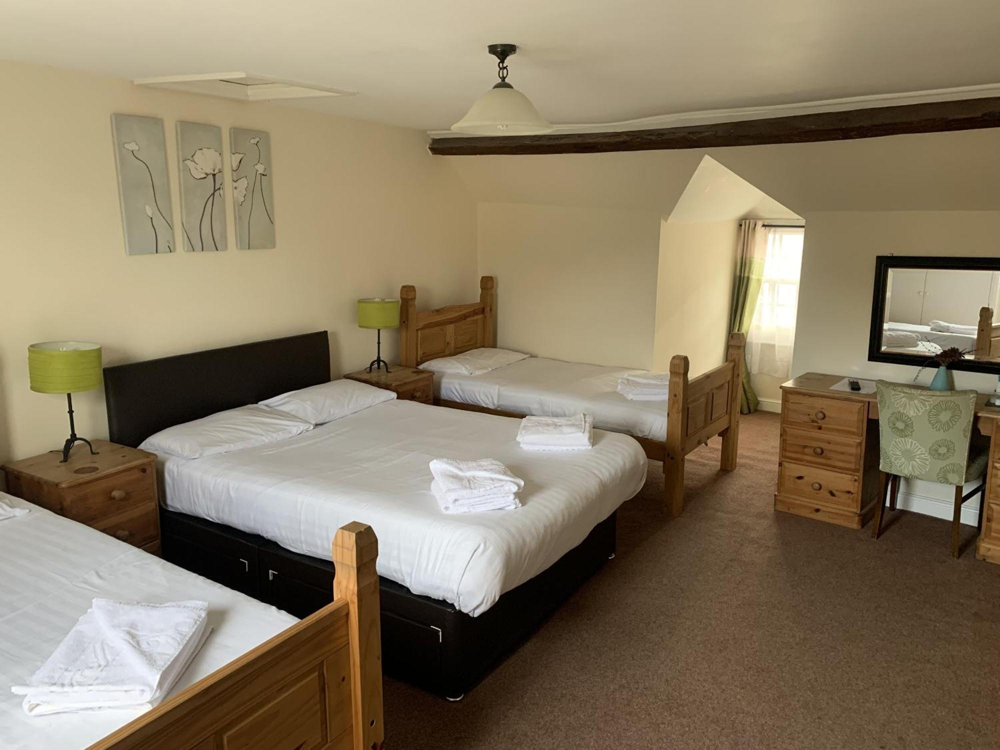 The Cromwell Arms Inn Bovey Tracey Exteriér fotografie